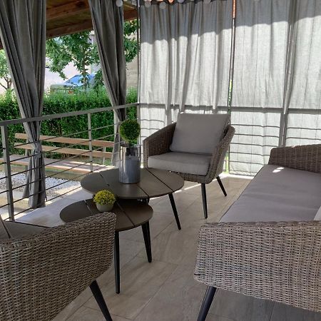 Apartman Sonas 2 With Free Private Parking Karlovac Eksteriør billede