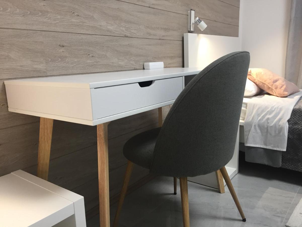 Apartman Sonas 2 With Free Private Parking Karlovac Eksteriør billede